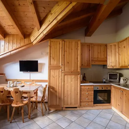 Casetta Di Legno Daire *